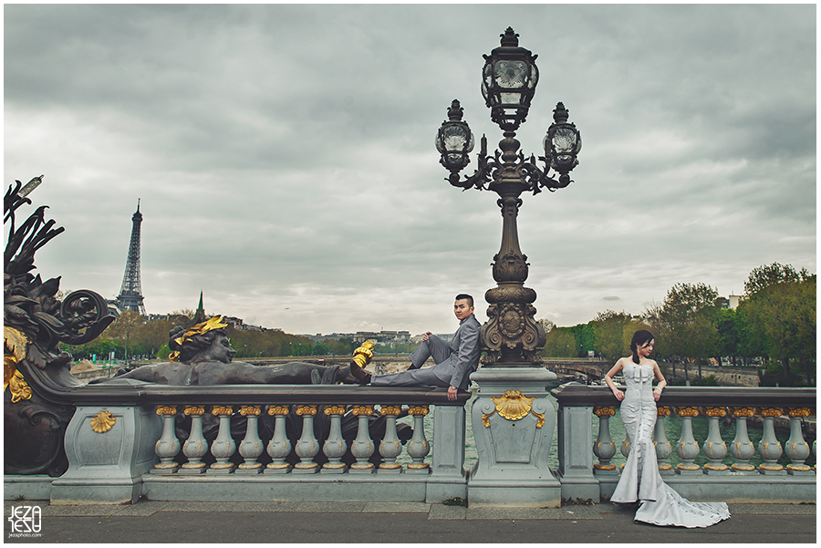 mimi & eddy Paris Pre Wedding on Pont Alexandre III, Paris