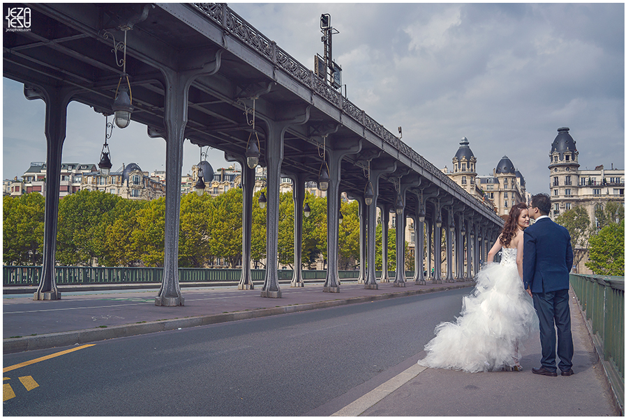 paris eiffel tower Wedding Photo