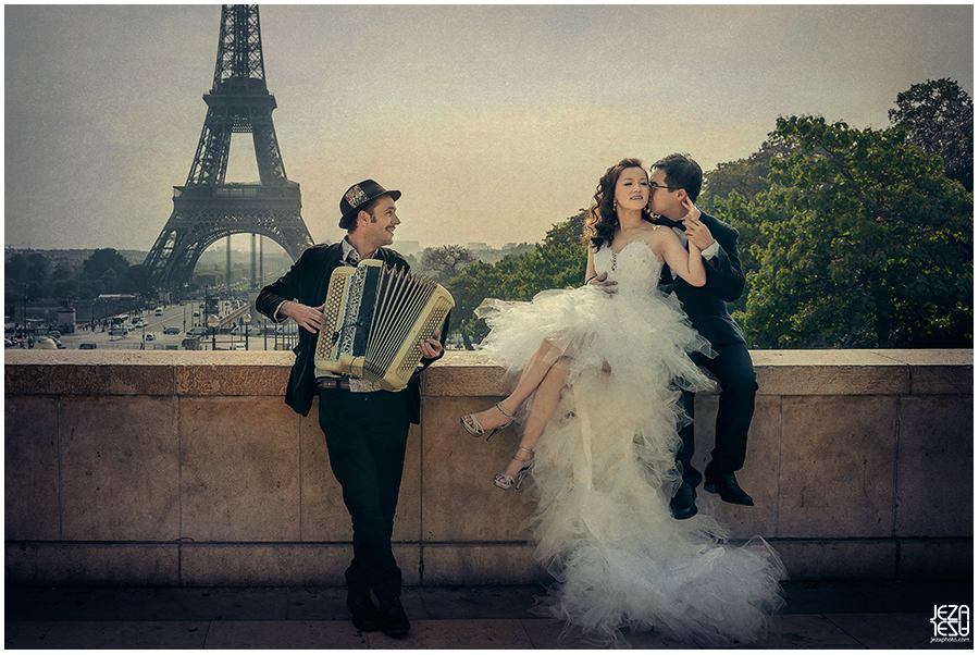 paris eiffel tower Wedding Photo