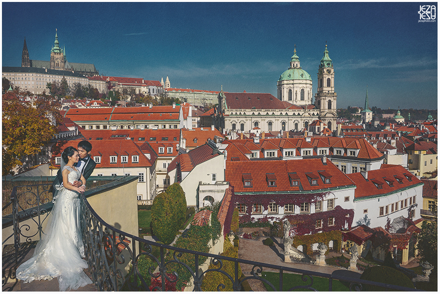 Czech Republic, Prague Pre Wedding Session on the Charles Bridge.