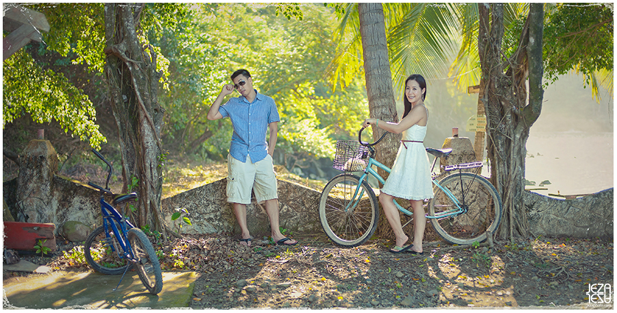 costa rica manuel antonio Engagement photo session and destination Wedding