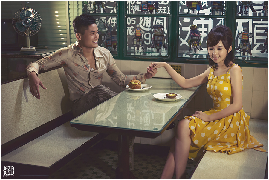 Hong Kong Vintage Pre-Wedding Photo Session