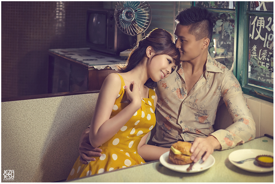 Hong Kong Vintage Pre-Wedding Photo Session