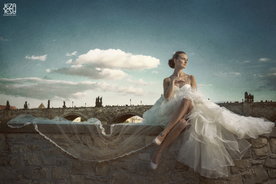 prague Bridal Session - With Phottix Lighitng