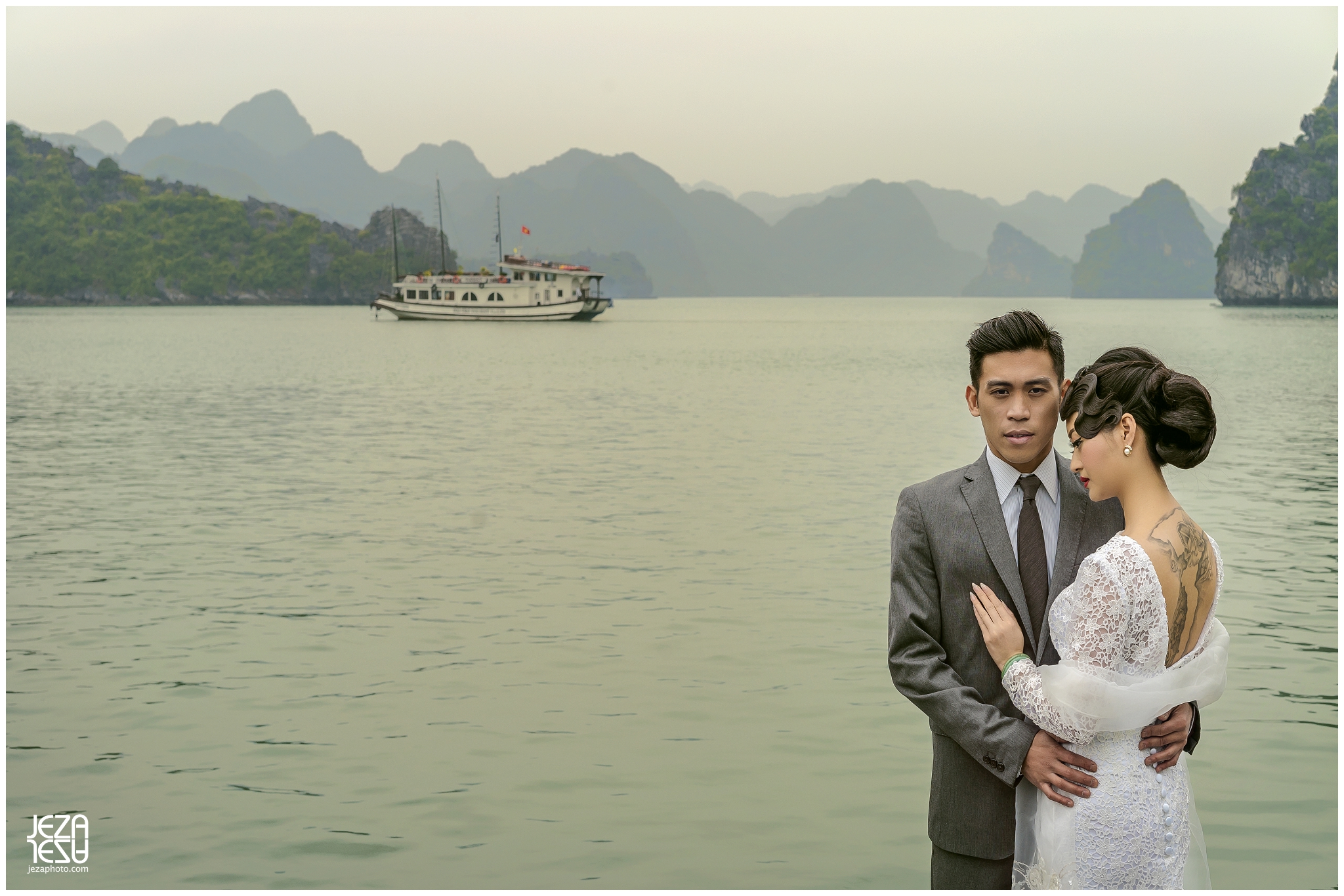 Asia Vietnam Pre Wedding Engagement on a Boat