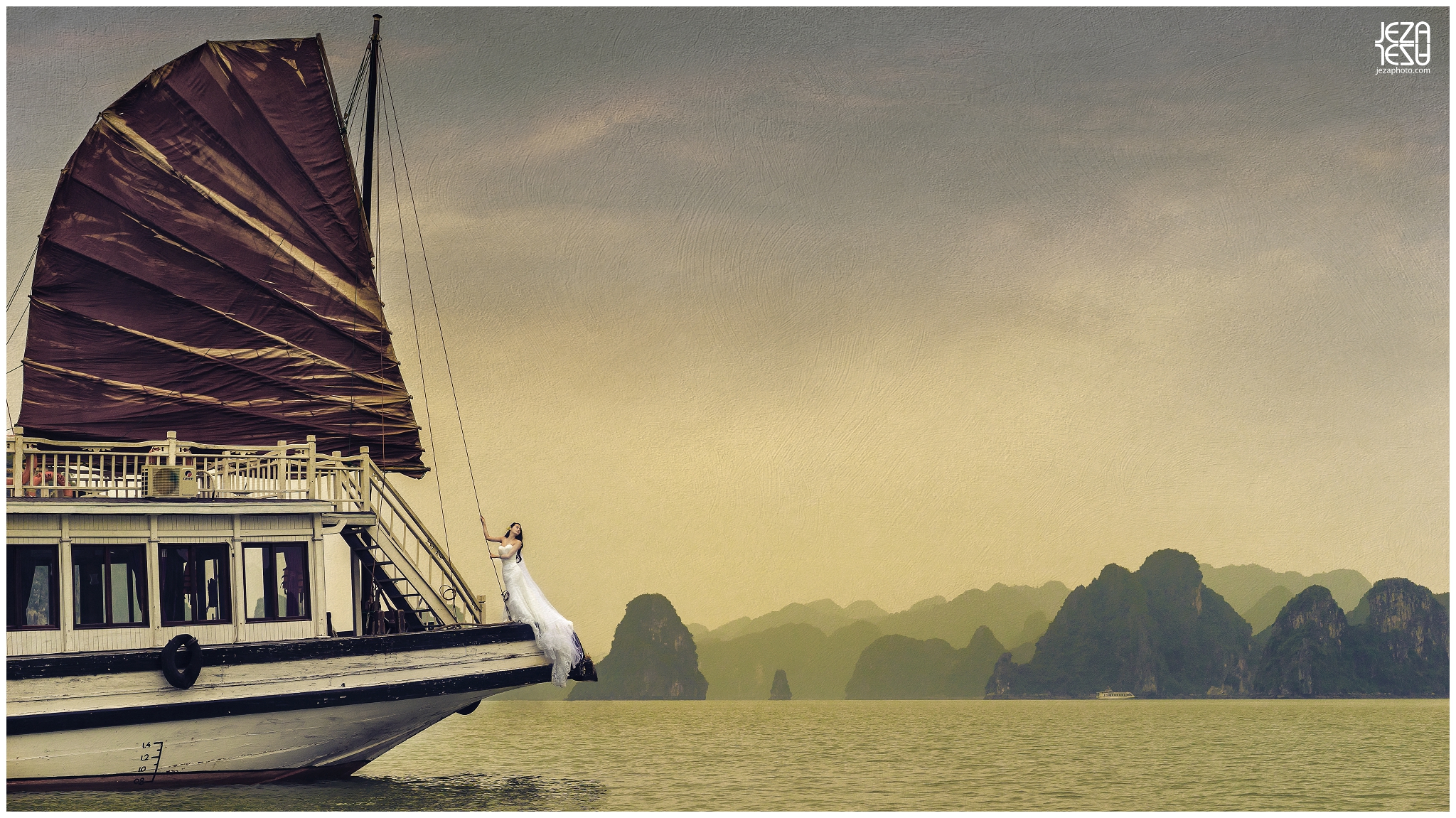 Asia Vietnam Pre Wedding Engagement on a Boat