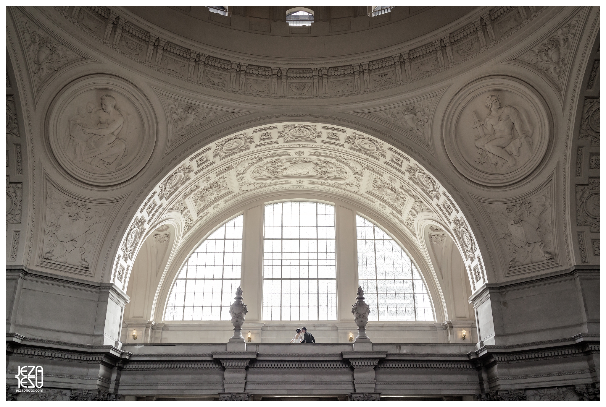 Theresa & Ben San Francisco city hall  pre wedding Engagement photo session