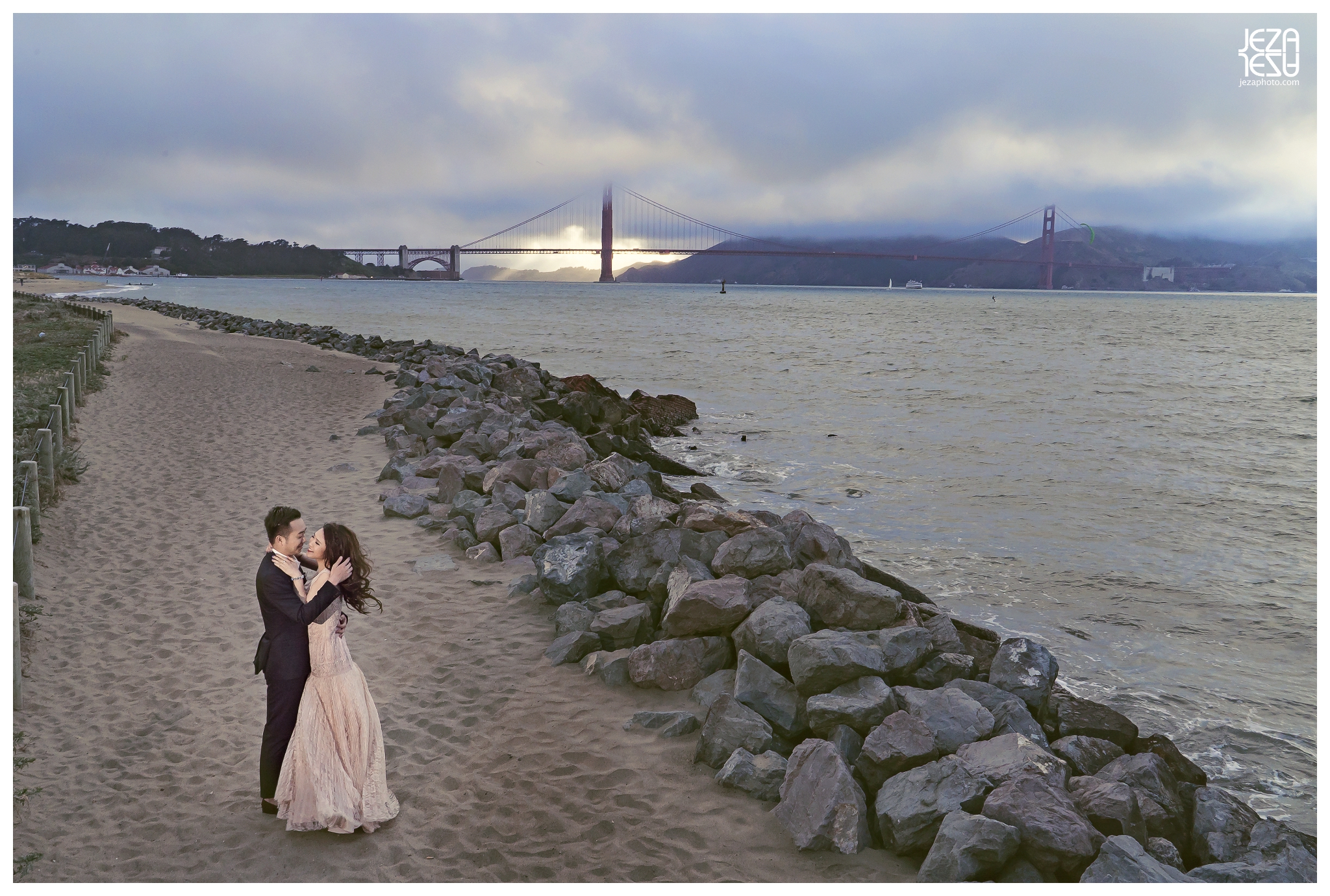 San Francisco Mark Hopkins Hotel golden gate bridge pre wedding Engagement photo session